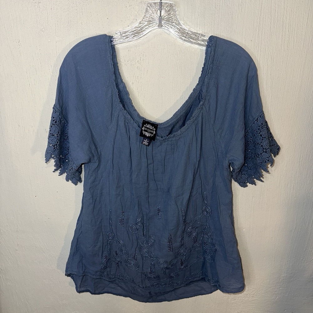Le‎ Marais Top Sz Medium Blue Cotton Embroidered Bell Sleeve Feminine Boho Paris